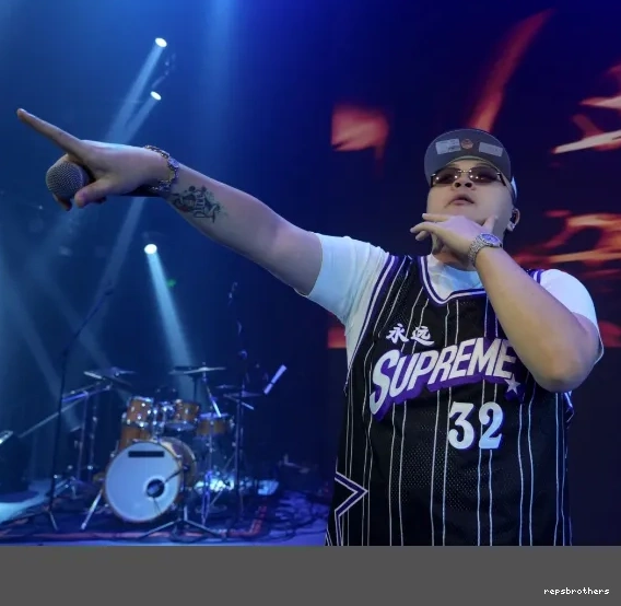BASKETBALL ￥149 24SS STAR JERSEY 0816